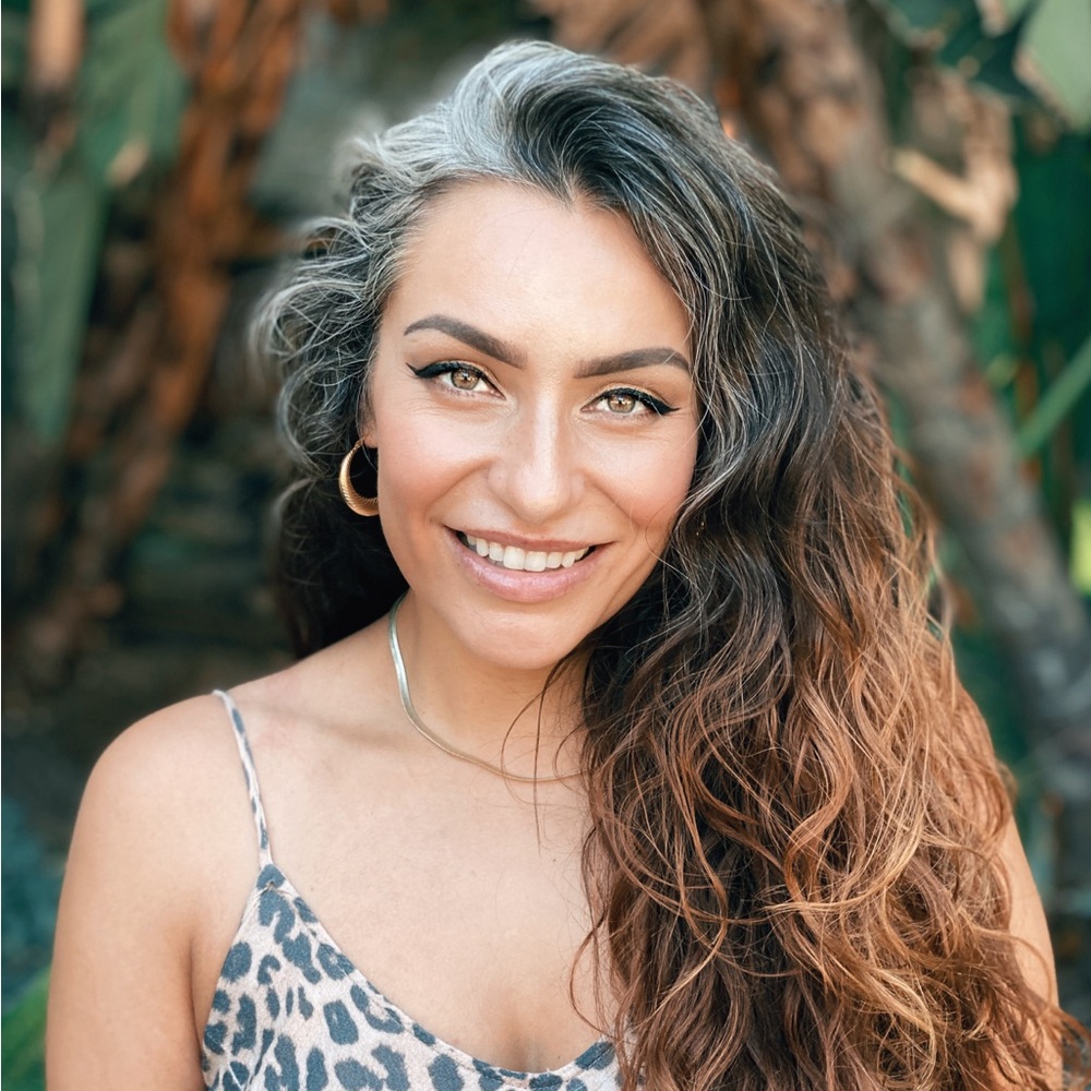 Meet your Posher, Maria